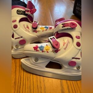 Disney Kids Skates - White and Pink with Princess Design size 12 13 1 and 2  adj